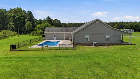 Tiny photo for 713 Jacksonville Highway, Fitzgerald, GA 31750 (MLS # 142926)