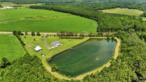 Tiny photo for 713 Jacksonville Highway, Fitzgerald, GA 31750 (MLS # 142926)