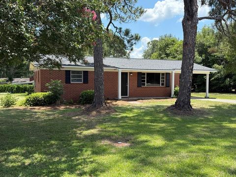 2411 Davis Ave Tifton GA 31794