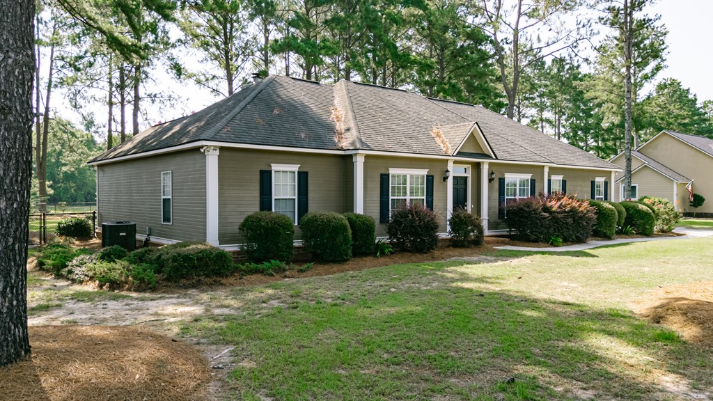 218 Sutton Rd
