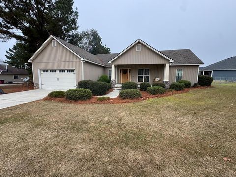 Photo of 131 Oak Point Ave, Tifton, GA 31793 (MLS # 139002)