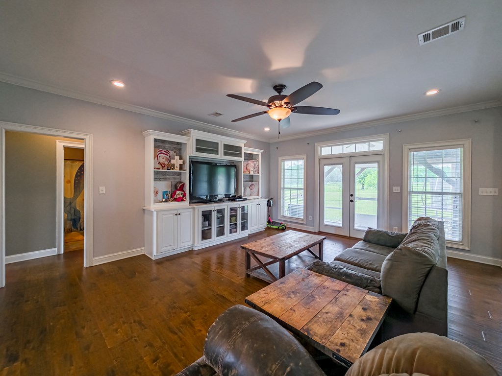 202 Ausby Rd.
