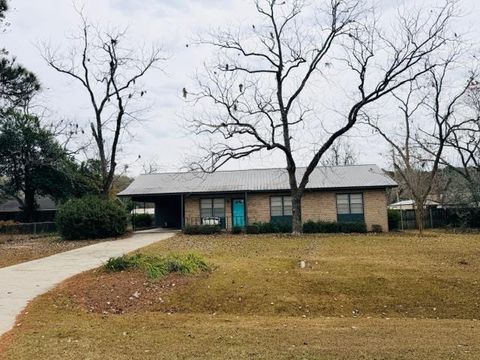 136 Duane Dr Fitzgerald GA 31750