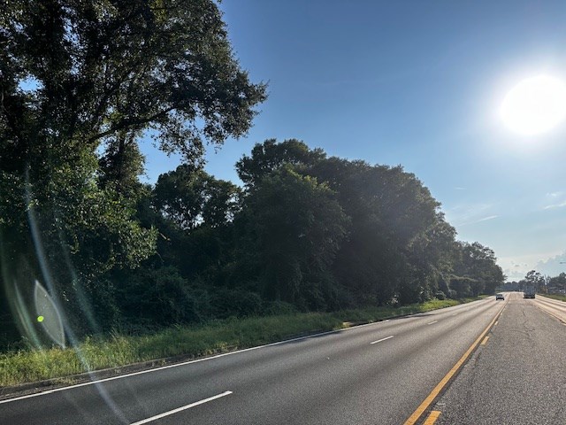 1.91 ac HWY 82 W/Cherry Street