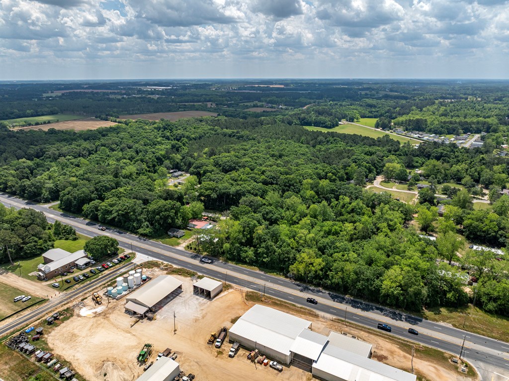 1.91 ac HWY 82 W/Cherry Street