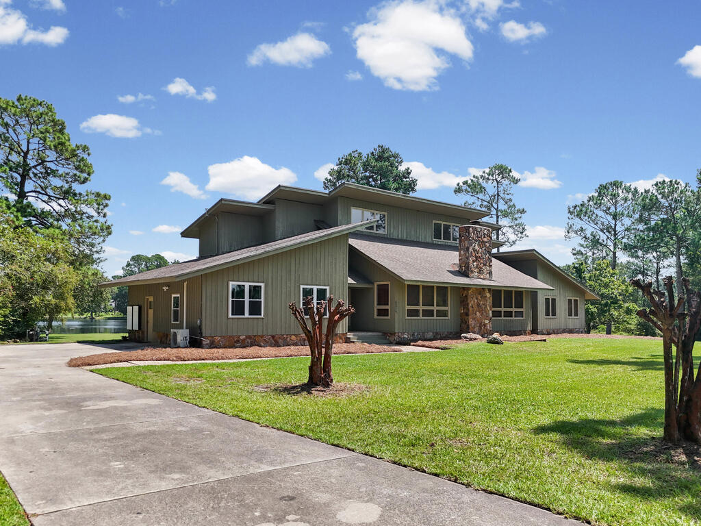 5307 Forest Lake Drive