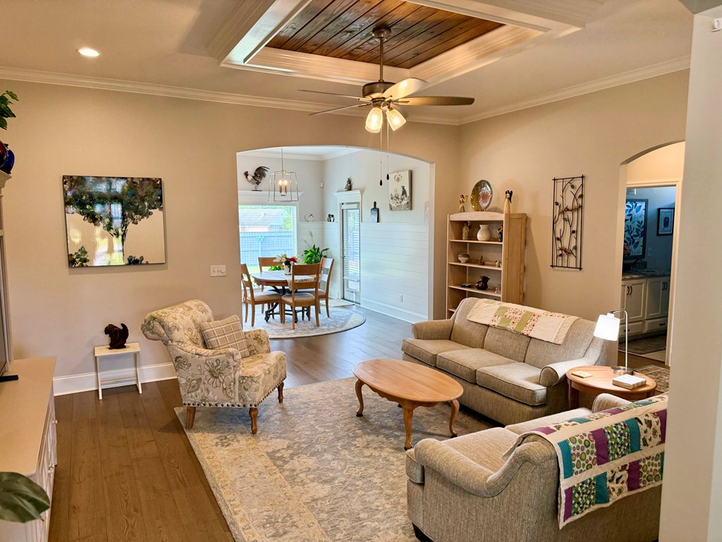 312 Findley Chase