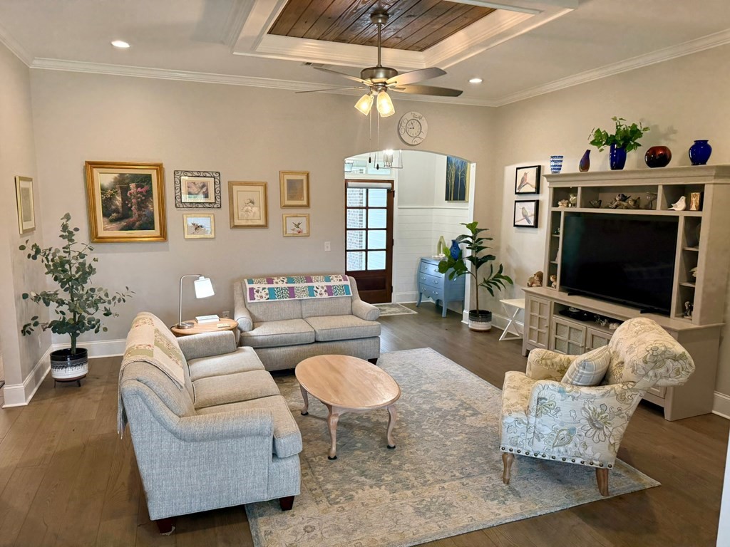 312 Findley Chase