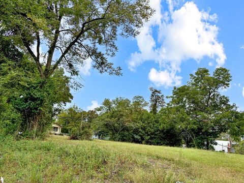Photo of 103 N Ayers, Sylvester, GA 31791 (MLS # 138890)