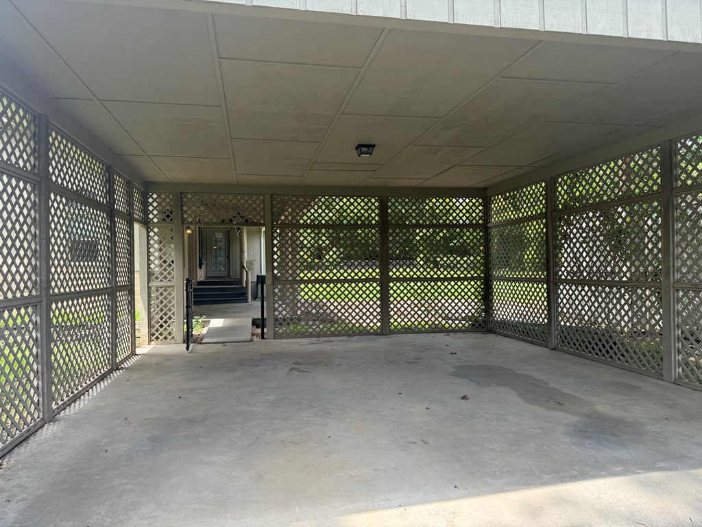 130 Wenona Way
