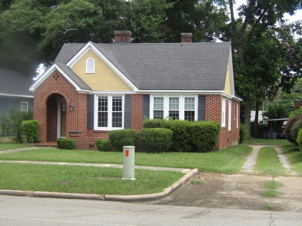 608 S Main