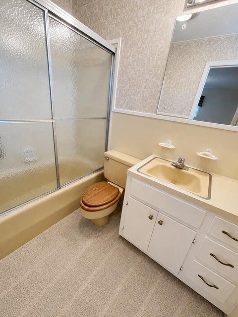 Tiny photo for 304 Redwood Road, Fitzgerald, GA 31750 (MLS # 143054)