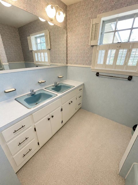 Tiny photo for 304 Redwood Road, Fitzgerald, GA 31750 (MLS # 143054)