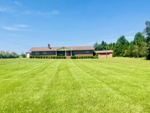 Tiny photo for 304 Redwood Road, Fitzgerald, GA 31750 (MLS # 143054)