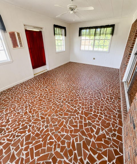 Tiny photo for 304 Redwood Road, Fitzgerald, GA 31750 (MLS # 143054)