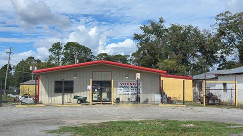 302 E Lemon Street Fitzgerald GA 31750