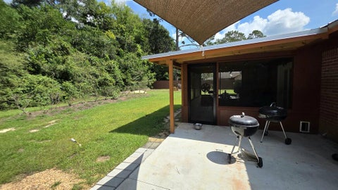 Tiny photo for 147 Lee Ann Road, Fitzgerald, GA 31750 (MLS # 143117)
