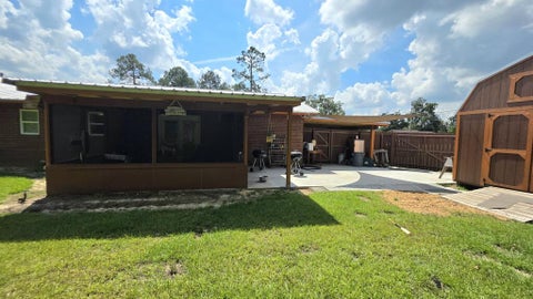 Tiny photo for 147 Lee Ann Road, Fitzgerald, GA 31750 (MLS # 143117)
