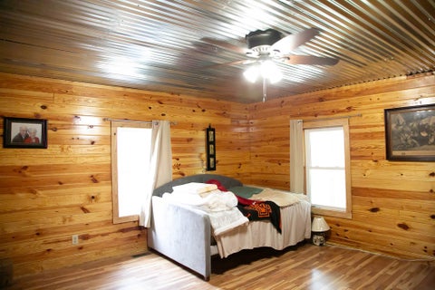Tiny photo for 340 Joshlyn Rd, Fitzgerald, GA 31750 (MLS # 142916)