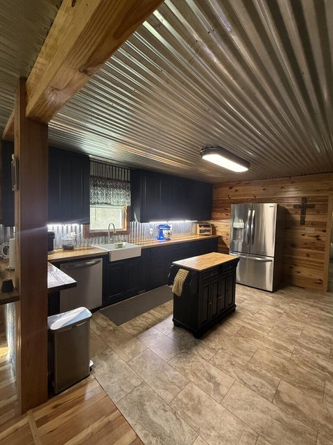 Tiny photo for 340 Joshlyn Rd, Fitzgerald, GA 31750 (MLS # 142916)