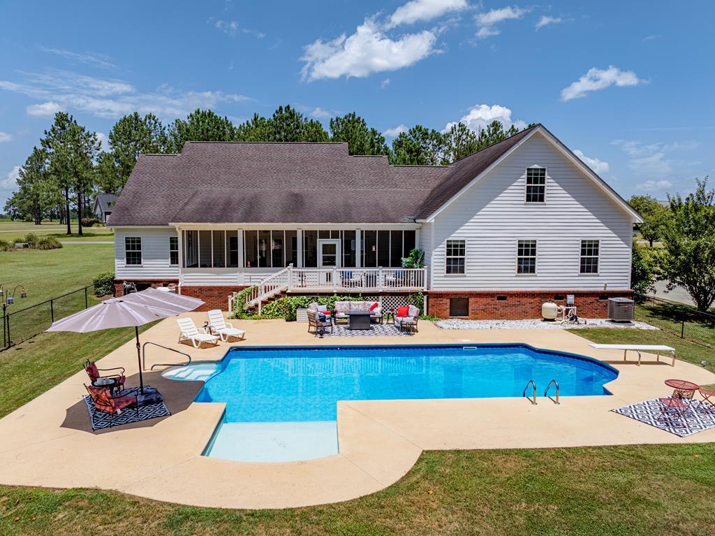 48 Thomas Dr