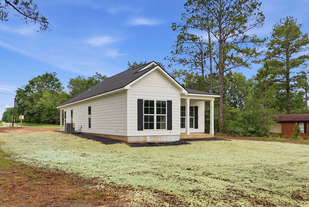 106 Pine Point Circle