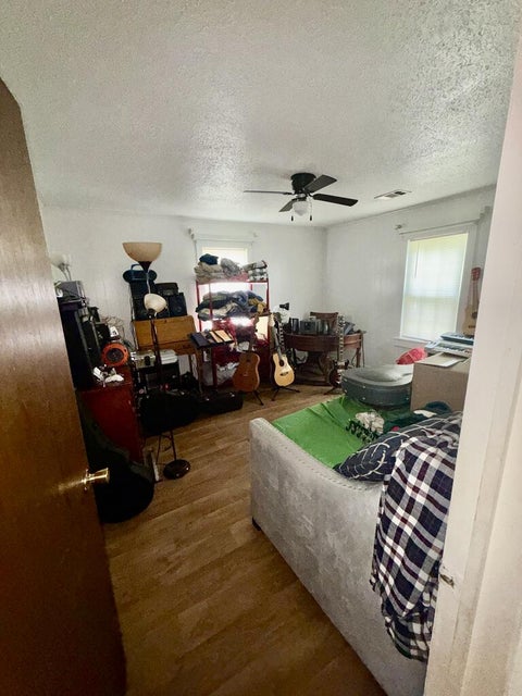 Tiny photo for 306 S Monitor Dr, Fitzgerald, GA 31750 (MLS # 143009)