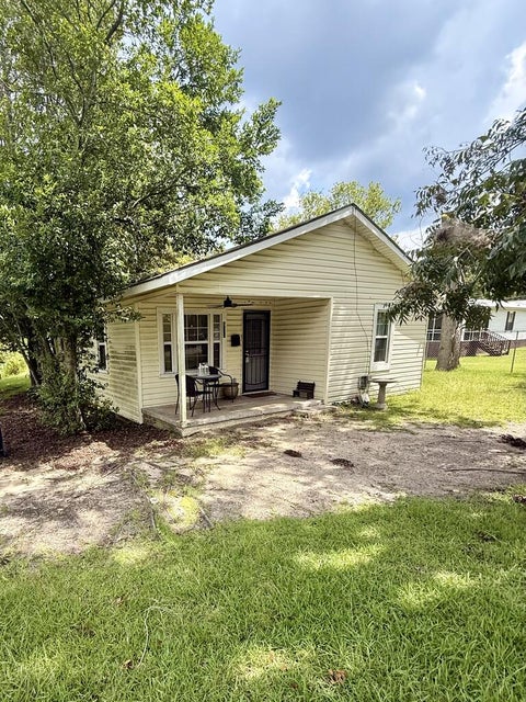 Photo of 306 S Monitor Dr, Fitzgerald, GA 31750 (MLS # 143009)
