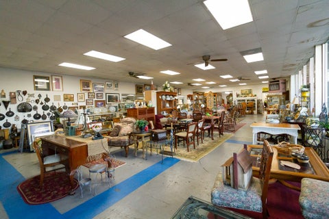 Tiny photo for 512 S Tift Ave, Tifton, GA 31794 (MLS # 137974)