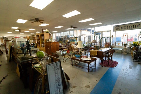 Tiny photo for 512 S Tift Ave, Tifton, GA 31794 (MLS # 137974)