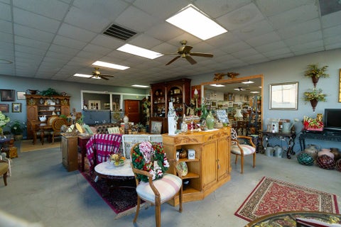Tiny photo for 512 S Tift Ave, Tifton, GA 31794 (MLS # 137974)