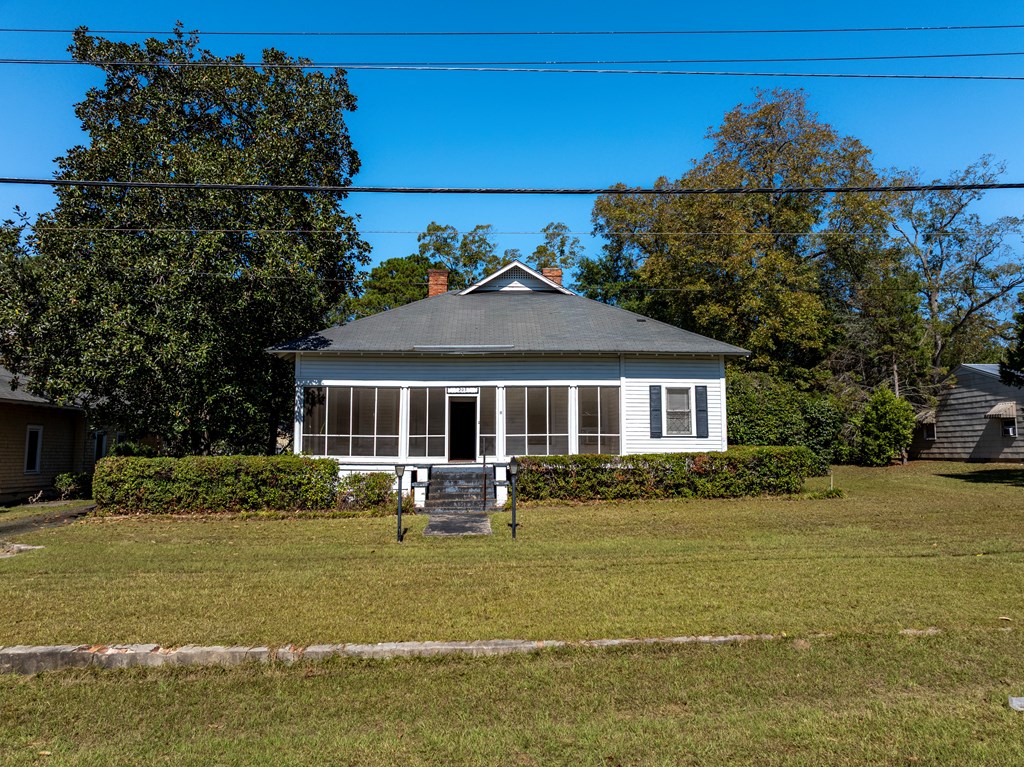 203 E Pinson St