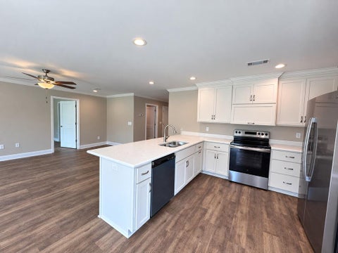 Tiny photo for 711 Osprey Circle, Tifton, GA 31794 (MLS # 143163)