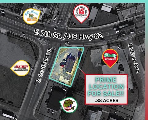 Photo of 102 E 7th Street, Tifton, GA 31794 (MLS # 139159)