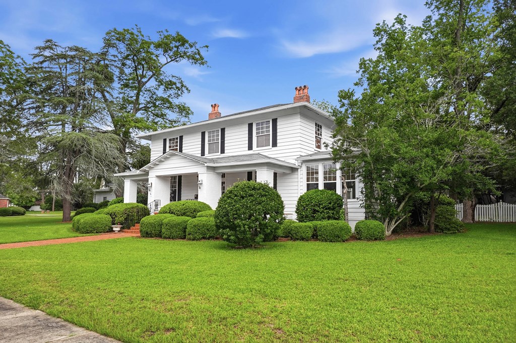 315 E College Avenue