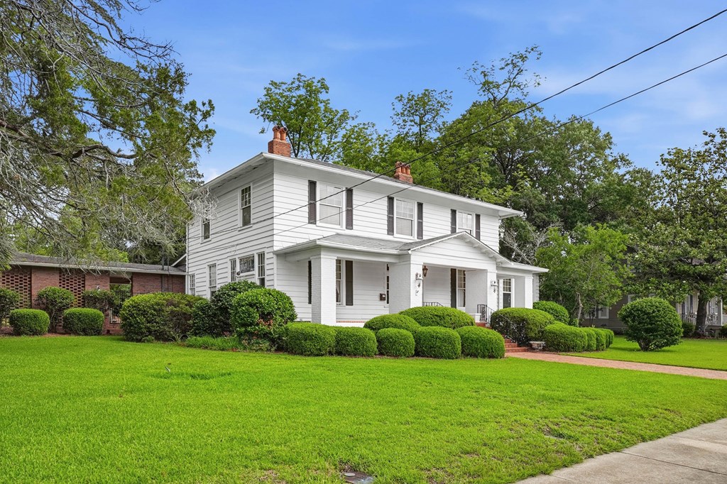 315 E College Avenue