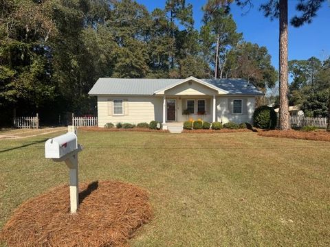 Photo of 111 E Elman St, Ty Ty, GA 31795 (MLS # 139009)