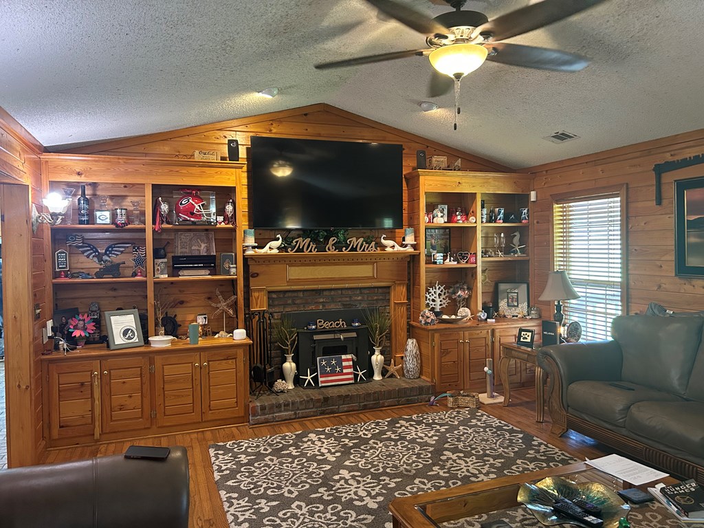 3148 Ferry Lake Rd.