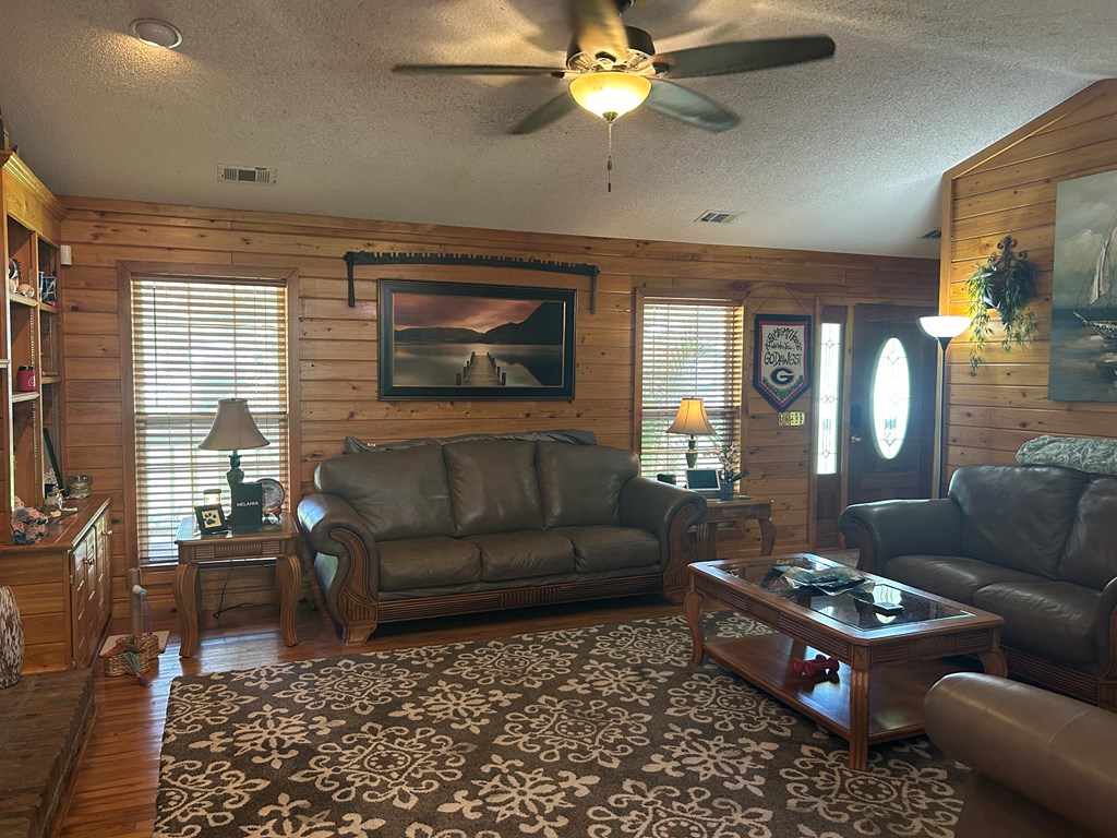 3148 Ferry Lake Rd.