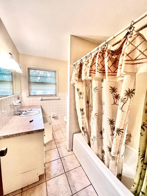 Tiny photo for 73 27th Street, Cairo, GA 39828 (MLS # 142827)