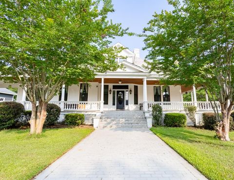 Photo of 620 Prince Avenue, Tifton, GA 31794 (MLS # 138448)