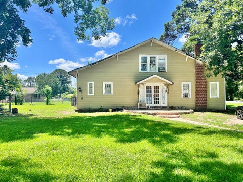 Photo of 103 Tomberlin Ct, Fitzgerald, GA 31750 (MLS # 142754)