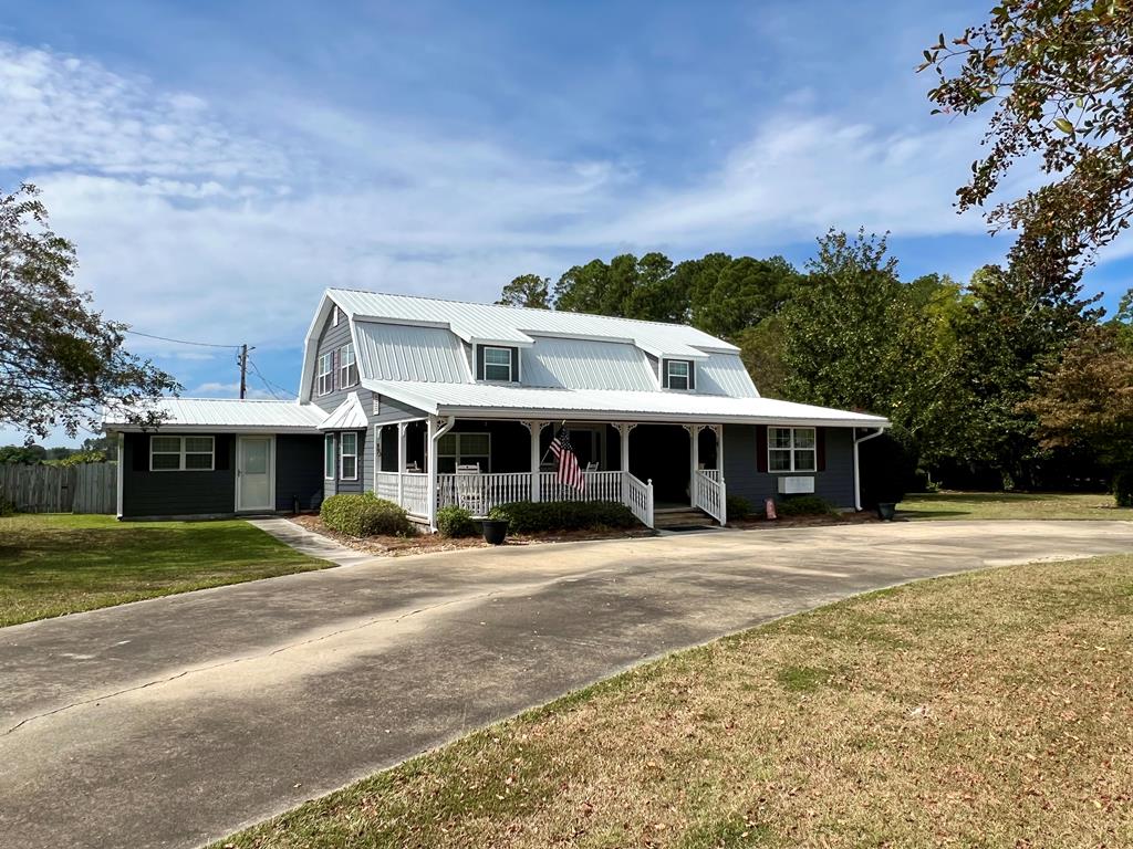 725 Evergreen Road