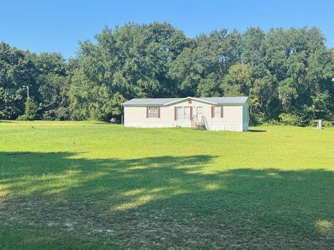 106 Cecil St Sylvester GA 31791
