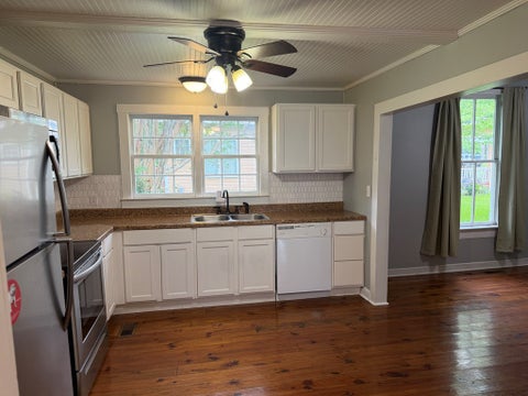 Tiny photo for 611 Park Ave N AVE, Tifton, GA 31794 (MLS # 142922)