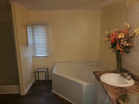 Tiny photo for 339 Chapel Hill Circle, Enigma, GA 31749 (MLS # 138995)