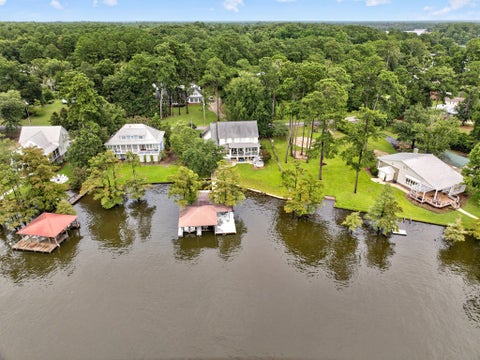 Tiny photo for 800 Lakeshore Dr, Cordele, GA 31015 (MLS # 142987)