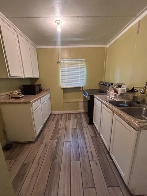 Tiny photo for 199 Jefferson St, Fitzgerald, GA 31750 (MLS # 143035)