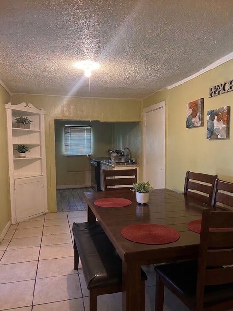 Tiny photo for 199 Jefferson St, Fitzgerald, GA 31750 (MLS # 143035)