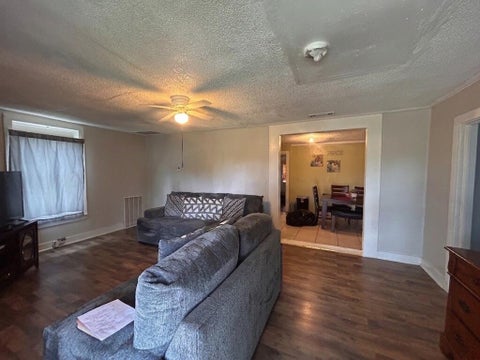 Tiny photo for 199 Jefferson St, Fitzgerald, GA 31750 (MLS # 143035)